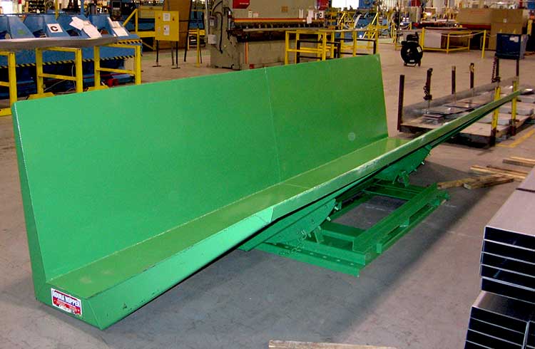 open-side-self-dumping-hopper