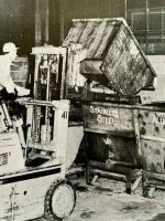 dumping-steel-shavings